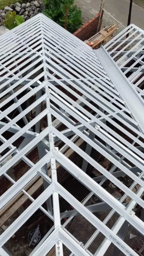 jasa tukang pasang atap baja ringan dan renovasi atap rumah - fendibajaringan 1116 jasa tukang pasang atap baja ringan dan renovasi atap rumah - fendibajaringan 1116