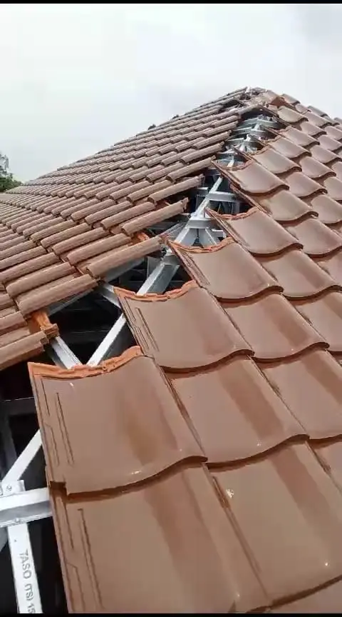 jasa tukang pasang atap baja ringan dan renovasi atap rumah - fendibajaringan 1118 jasa tukang pasang atap baja ringan dan renovasi atap rumah - fendibajaringan 1118